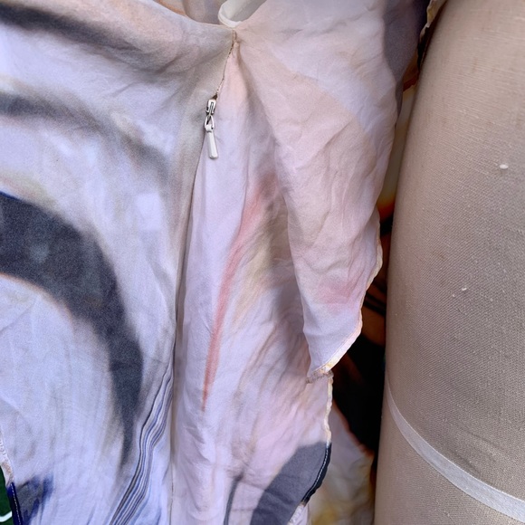 NWOT Women asymmetrical top - Picture 2 of 2